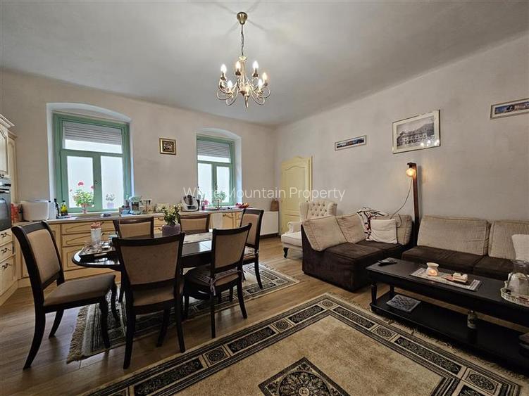 Apartament deosebit cu 3 camere str. Castelului - Comision 0% - 25