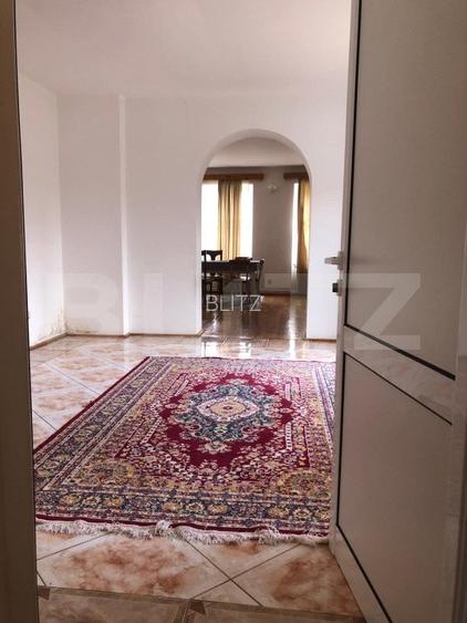 Casa de vanzare, cu 7 camere, 350 mp u & 2850 mp teren - 4