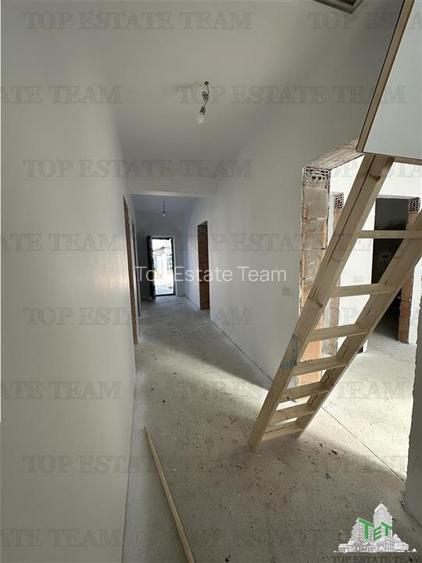 Vila cocheta cu 3 camere, dormitor matrimonall,  incalzire in pardoseala, terasa - 18