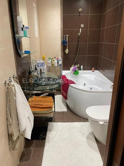 VILA UNICAT,  IMPOZANTA DIN PERIOADA INTERBELICA, D+P+M,ULTRACENTRAL - 17