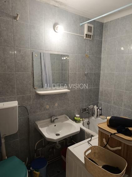 Garsonieră de închiriat- zonă centrală, strada Cireșilor - 6