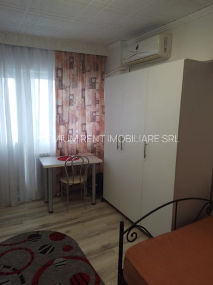 Dristor, garsoniera, 300 euro, 3 min metrou , mobilata , utilata - 2