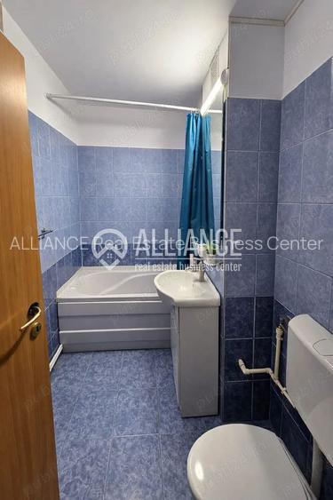 Apartament 3 camere de vanzare (COD10) - POARTA 6 - 6