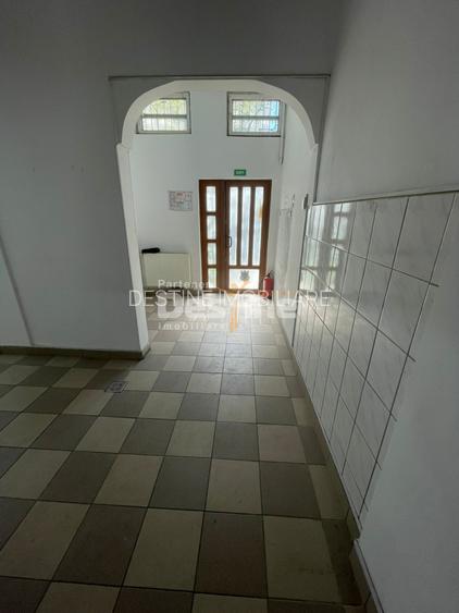 Spațiu comercial de vânzare – Bd. Timișoara, parter bloc - 4