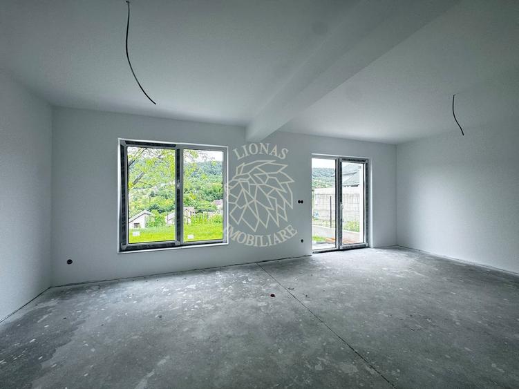Casa Finisata 164 mp con.-teren 400 mp-garaj-1 km de Podul Jelnei