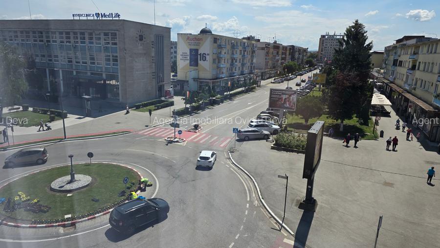Vand garsoniera in Deva,langa Primarie, et 3,  ideala pentru afacere - 5