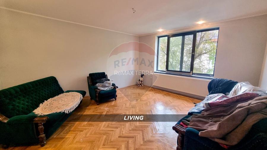 Vă propunem spre vânzare o proprietate spațioasă - 51