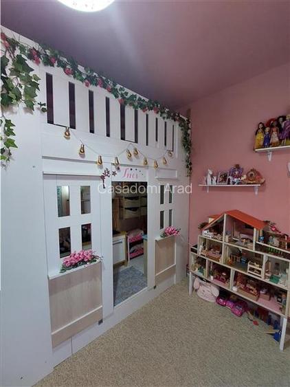 Apartament superb cu 4 camere, in Confectii! - 11