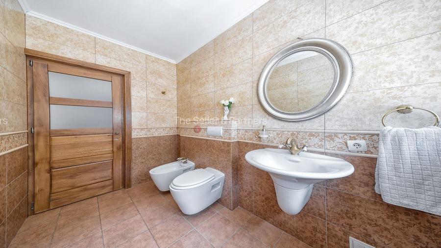 Suprafata generoasa teren - 56