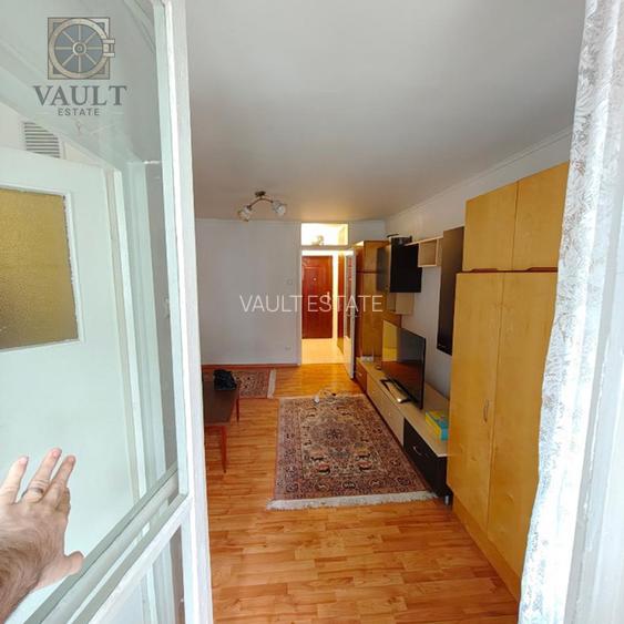 Garsoniera Titan - 2