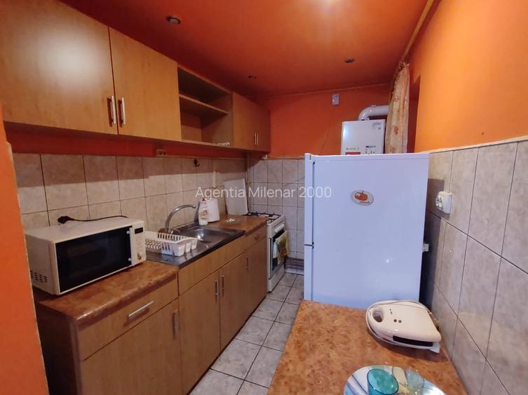 La 5 minute de Piata Verde, in zona Aradului- cu centrala gaz - 11