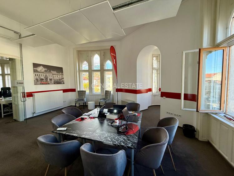 Închiriere birou ultracentral 230 mp. - 2300 EUR+TVA - 3