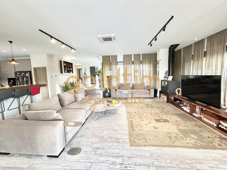 VILA SUPERBA/MOBILATA/UTILATA/PISCINA/CURTE 3000 MP/IESIRE LA LAC - 23