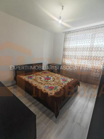 Apartament 3 camere de vanzare in zona Far, Constanta - 2