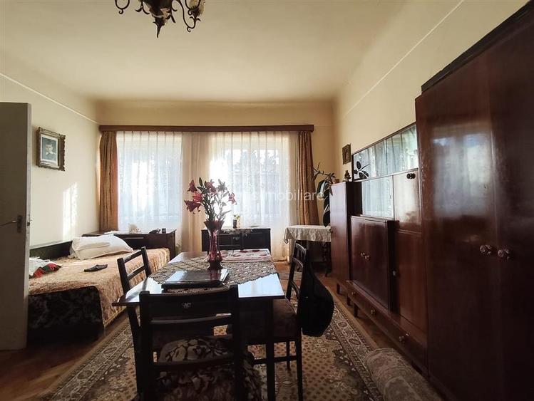 Casa 2 camere, zona centrala, strada Nicolae Jiga - 9