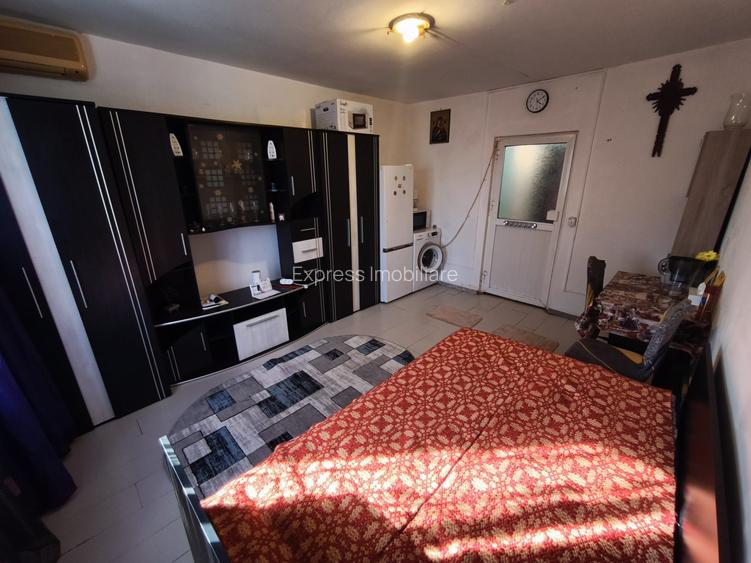 Chirie Garsonieră Energia - Etaj 2 - 200€ - Mutare Imediată - 2