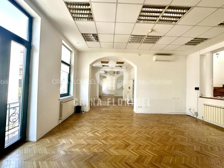 Vanzare vila restaurata si renovata - pretabila sedii companii - Aviatorilor - 9