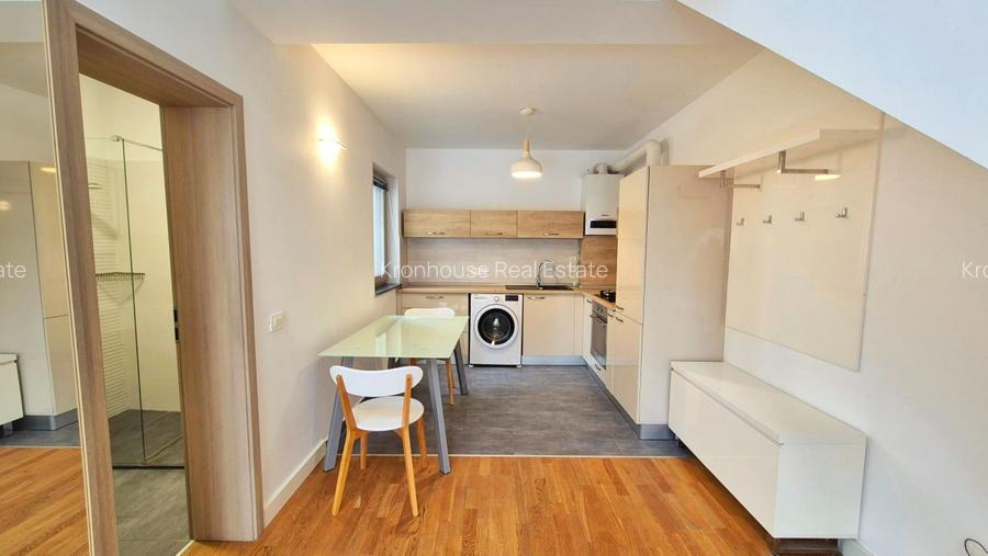 Apartament cu 2 camere pe strada Lunga - 2