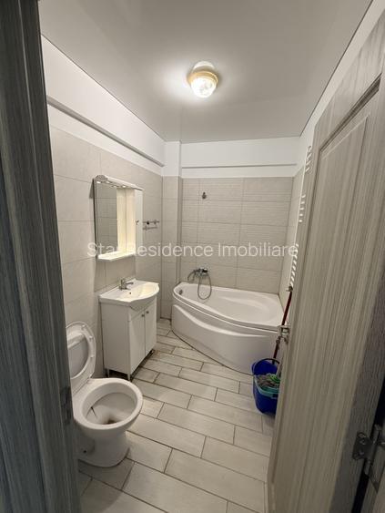 Inchirierz Garsoniera  Militari Residence - 6