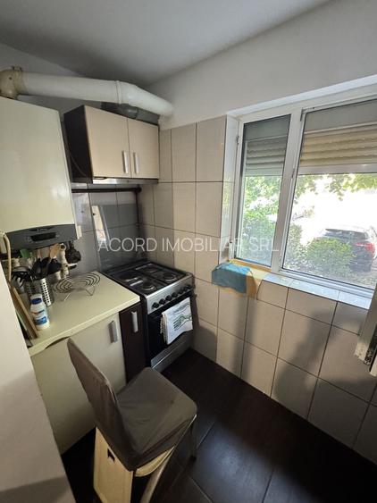 Apartament 3 camere decomandat FAR - 10