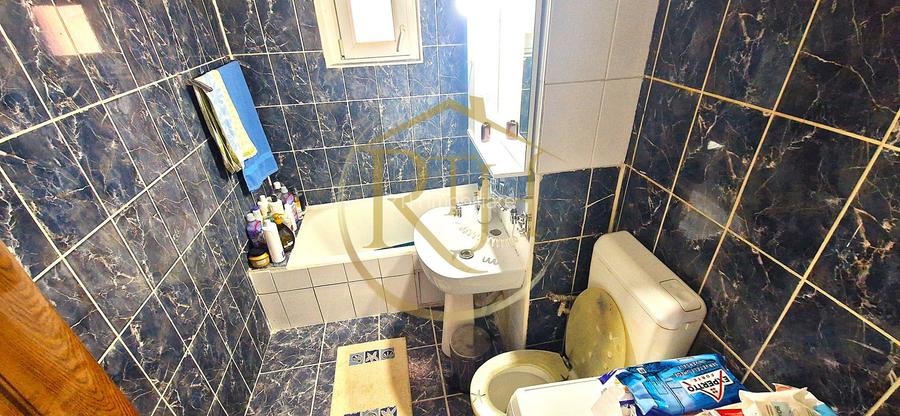 Vand apartament 2 camere,zona linistita cu mult spatiu verde ,0 Comision - 17