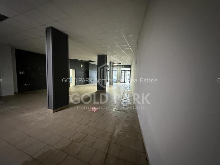 Spatiu Comercial - Zona Donath - Parcari - Vitrina - 6