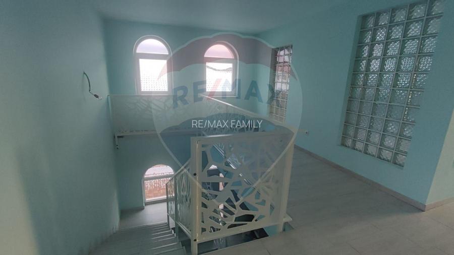 De inchiriat spatiu generos nerezidential la mansarda casa 122mp Oncea - 5