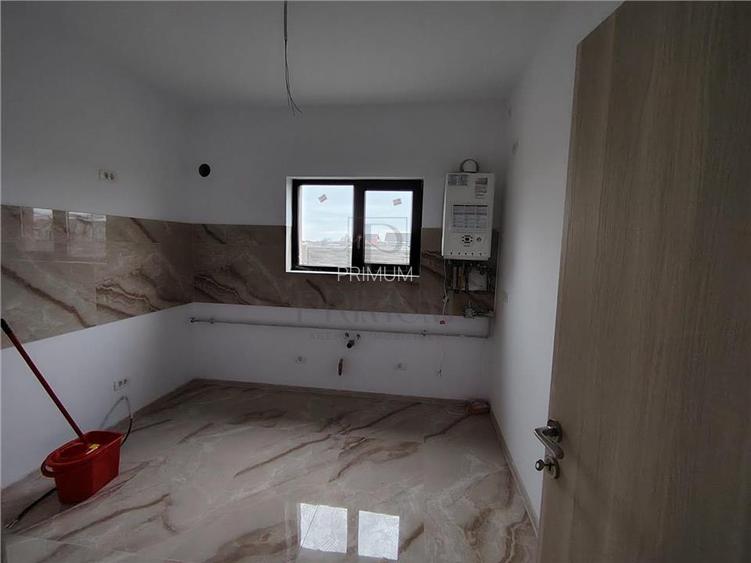 Duplex superb - zona foarte buna - disponibil imediat - finisaje top - perete co - 6