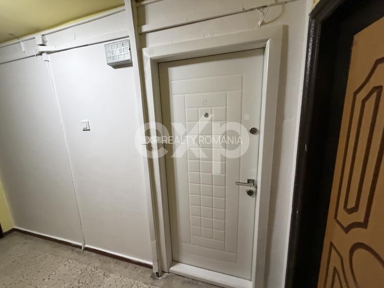 3 camere 68 mp 8 min metrou Titan bloc reabilitat centrala proprie parc 3 min - 2