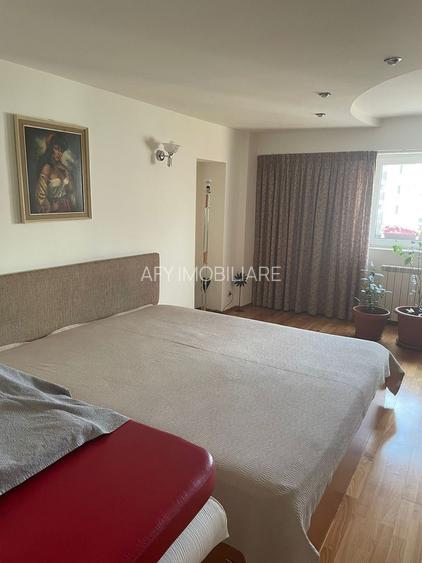 De vanzare Apartament 3 camere Matei Basarab, Calarasi, Central - 2