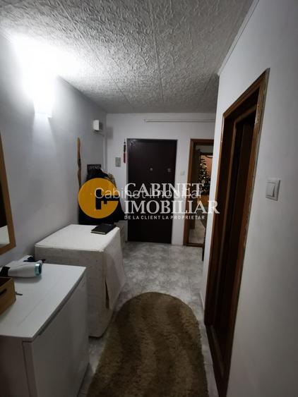 Apartament 4 camere parter/ Spațiu Comercial Nicolina 2 - 4