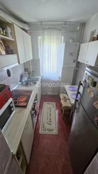 Apartament 2 camere, et. 3, mobilat si utilat, Mircea cel Batran - 4