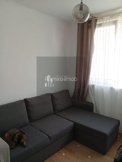 Apartament 4 camere decomandat Drumul Taberei - 2