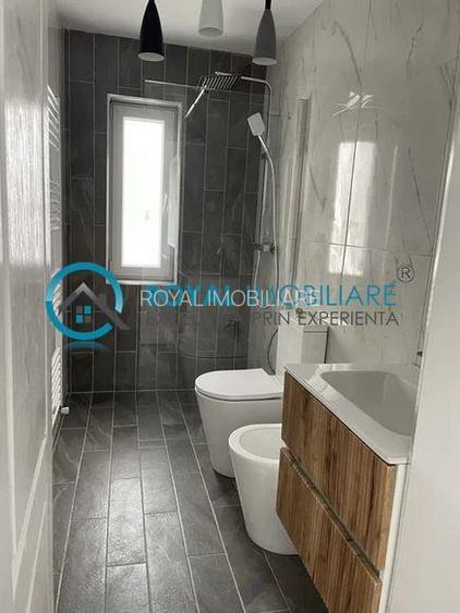 Royal Imobiliare - Vanzare apartament 3 camere zona Central - 8