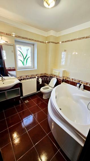 Casa individuala 11 incaperi | Zona Iancu Nicolae - Privighetorilor | Teren 627 - 8