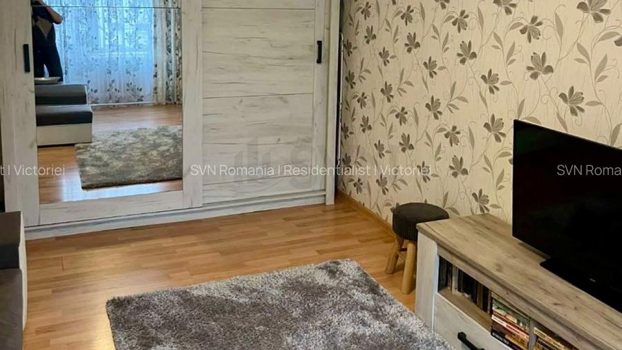 REA1027437 Apartament 3 camere Crangasi - 2