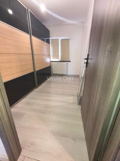 Apartament cu 3 camere decomandat - 5