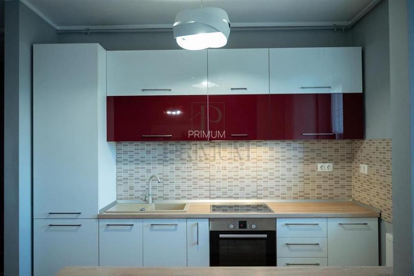 GIROC - 3 CAMERE - ETAJ 2 - CENTRALA PROPRIE - CLIMA - LOC PARCARE CF - 12