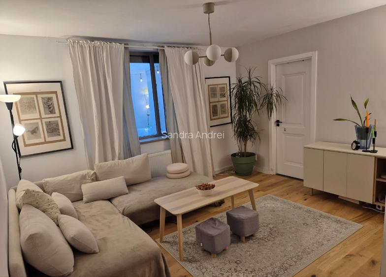 Apartament ultracentral, 3 camere în vilă interbelică, intrare separată, terasă - 5