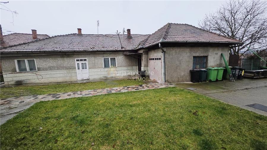 CASA 2 CAMERE 68 MP TEREN 701 MP  APAHIDA - 6