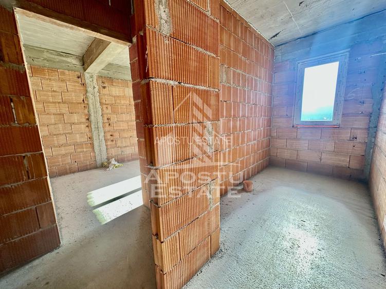 Casa individuala cu 4 camere, bucatarie inchisa, zona Planetelor - 10