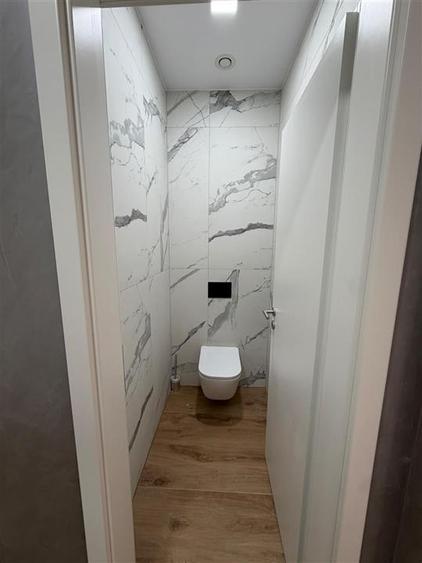 Exclusivitate, Spatiu comercial 113 mp, Cosmopolit, Zona Centrala-Aula, Brasov