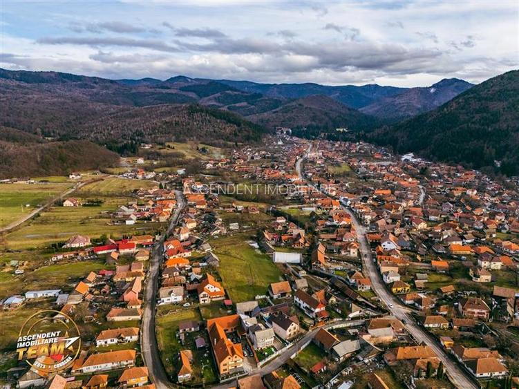 FILM! Teren 2.059 mp, intravilan, in zona de case, Voinesti,  Covasna - 13