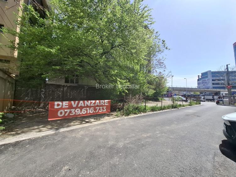Teren  3 min.metrou Grozavesti zona  cu vad foarte traficata ! - 8