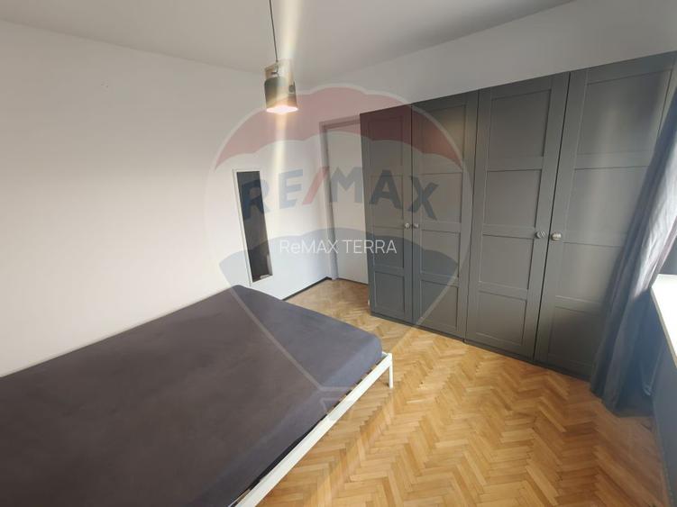 Apartament cu 3 camere de inchiriat Victor Babeș etaj 1 - 4
