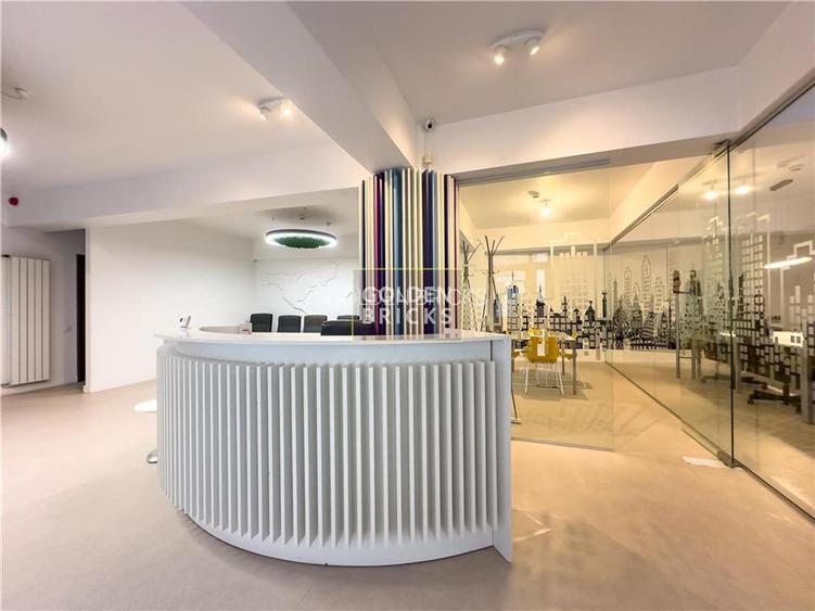 Piata Unirii | Cladire moderna | Versatila | Curte - 5