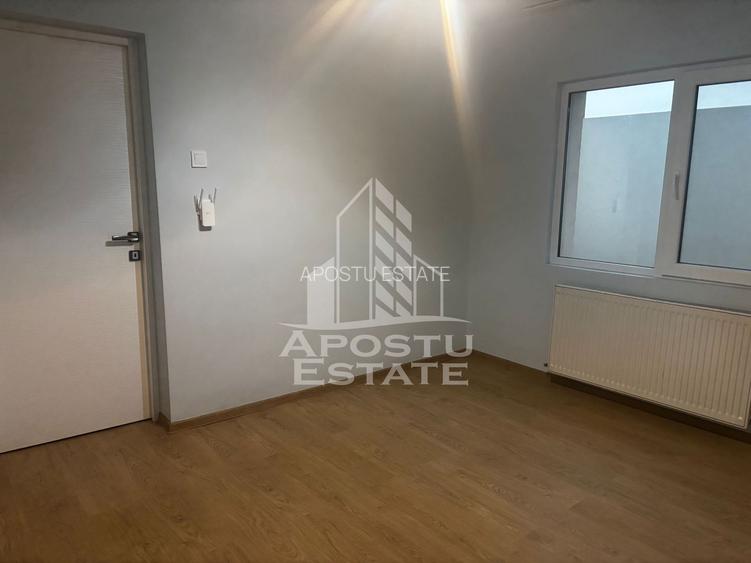 Apartament la casa cu 2 camere, curte proprie, Ghiroda - 2