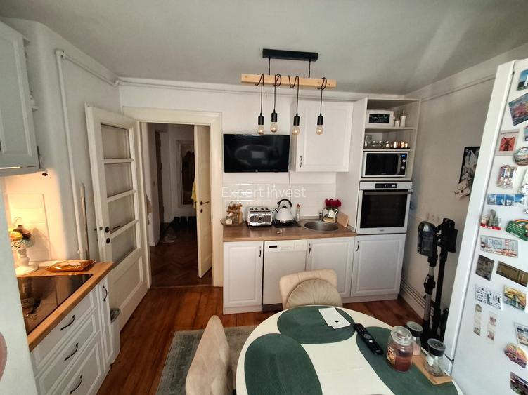 Apartament 1 camera - decomandat - et.2 - zona Centrala - mobilat - loc parcare - 4