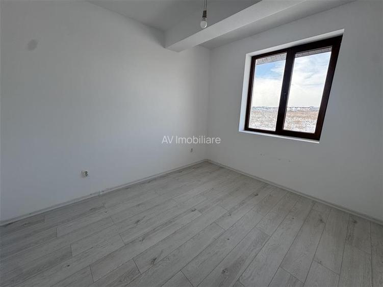 VANZARE VILA CELOFIBREI 4 CAMERE CURTE | TEREN | COMPLEX TOATE UTILITATILE - 15