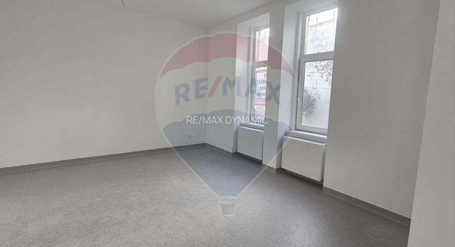 Spațiu comercial pe strada Elena Ghiba Birta - 2